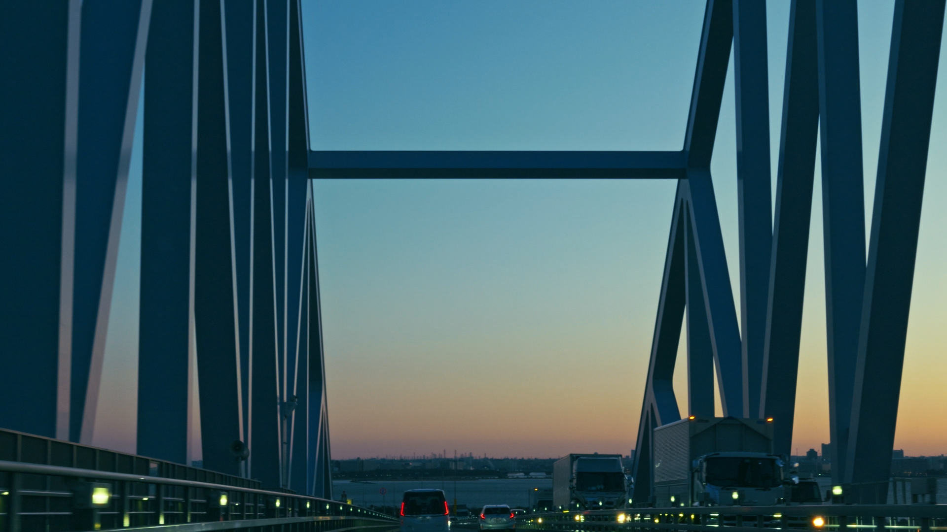 Webサイトを公開しました